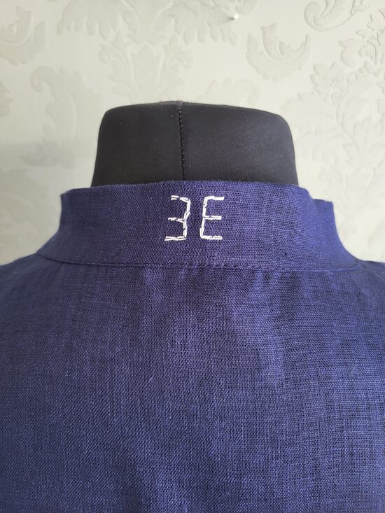 Lina krekls ar izšuvumu un īsajām piedurknēm