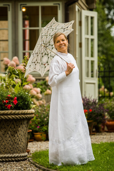 Lina tējas kleita "Romantika"